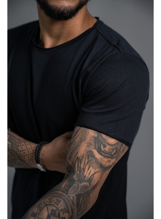 camiseta corte a fio preta anarhu